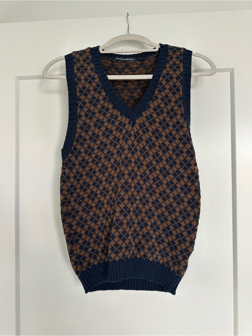 Brandy Melville Classic V-Neck Knit Vest - Navy and Brown
